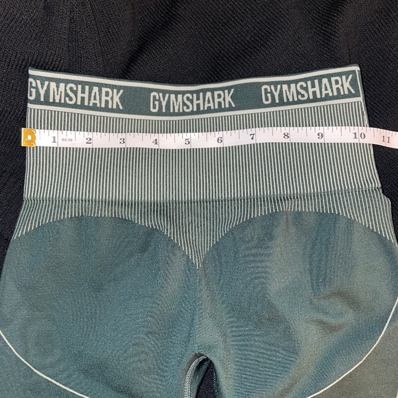 GYMSHARK APEX SEAMLESS HIGH RISE SHORT - Picture 11 of 13